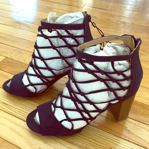 Woman’s Navy Blue suede sandals